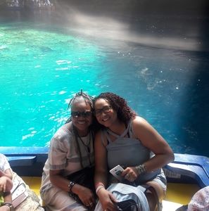 Meet your Posher, Janet